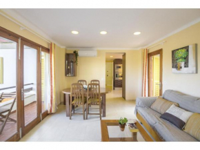Nice renovated apartment 100 meters from the beach with Air Conditioning